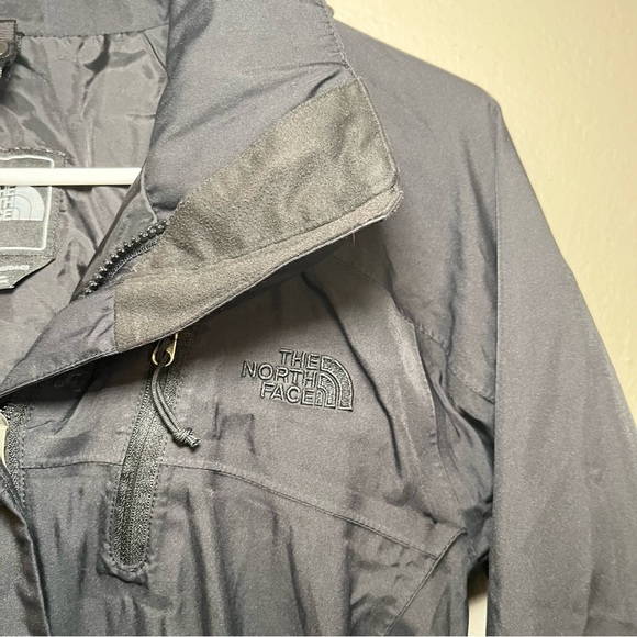 The North Face Rain Jacket Windbreaker Hooded Zip Up Nylon Black Women S - Picture 3 of 7